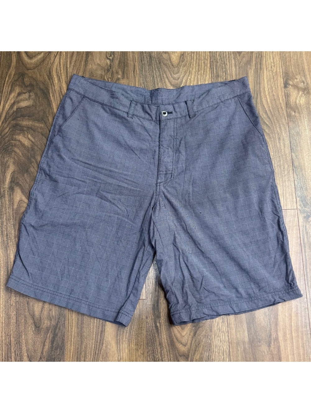 Patagonia Mens Plaid Golf Shorts Size 38 Gray Stretch Performance Casual